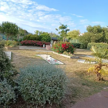 La Soleillade, Avec Terrasse, 2 Personnes, 23 M2 Apartment *
